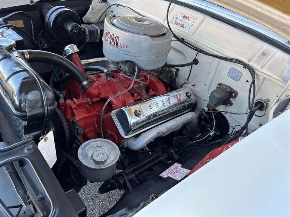 1955 Ford Fairlane 1st Gen - Image 29 of 31