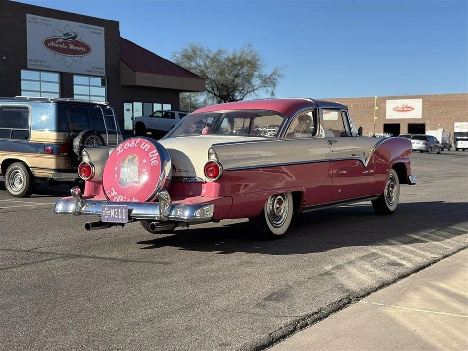 1955 Ford Fairlane 1st Gen - Image 11 of 31