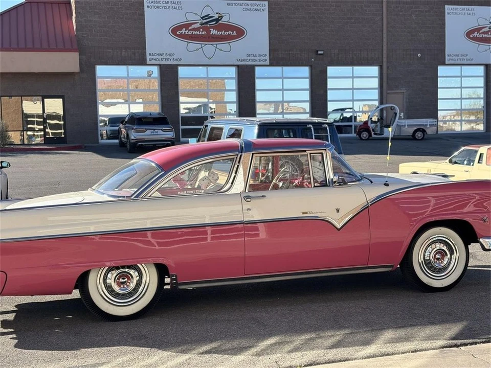 1955 Ford Fairlane 1st Gen - Image 9 of 31