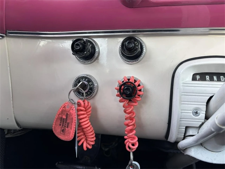 1955 Ford Fairlane 1st Gen - Image 23 of 31