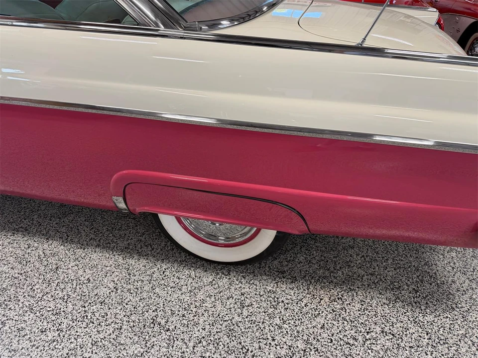 1955 Ford Crown Victoria - Image 9 of 31