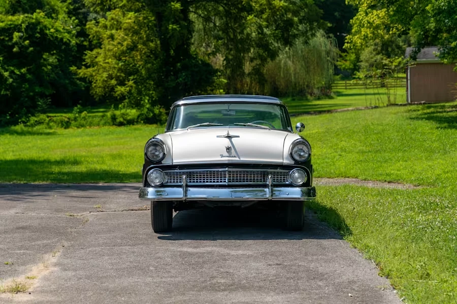1955 Ford Crown Victoria - Image 4 of 29