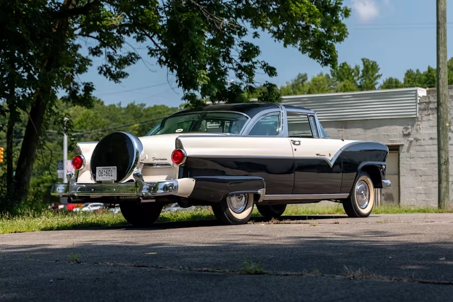 1955 Ford Crown Victoria - Image 3 of 29