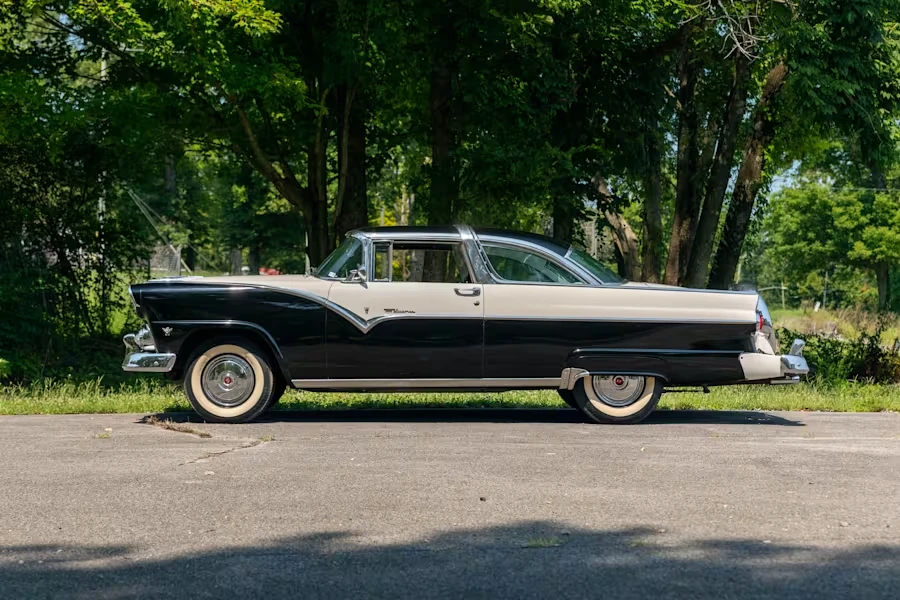 1955 Ford Crown Victoria - Image 16 of 29