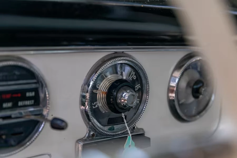 1955 Ford Crown Victoria - Image 23 of 29