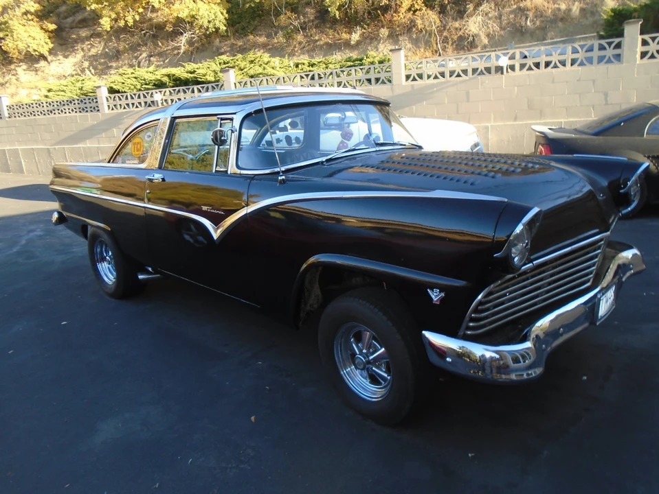 1955 Ford Fairlane 1st Gen - Image 2 of 12