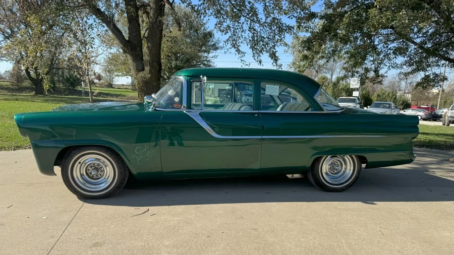 1955 Ford Customline - Image 2 of 13