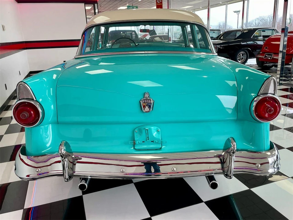 1955 Ford Customline - Image 19 of 31