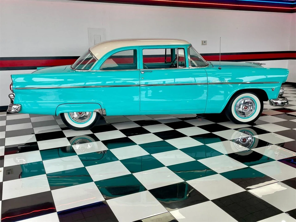 1955 Ford Customline - Image 29 of 31