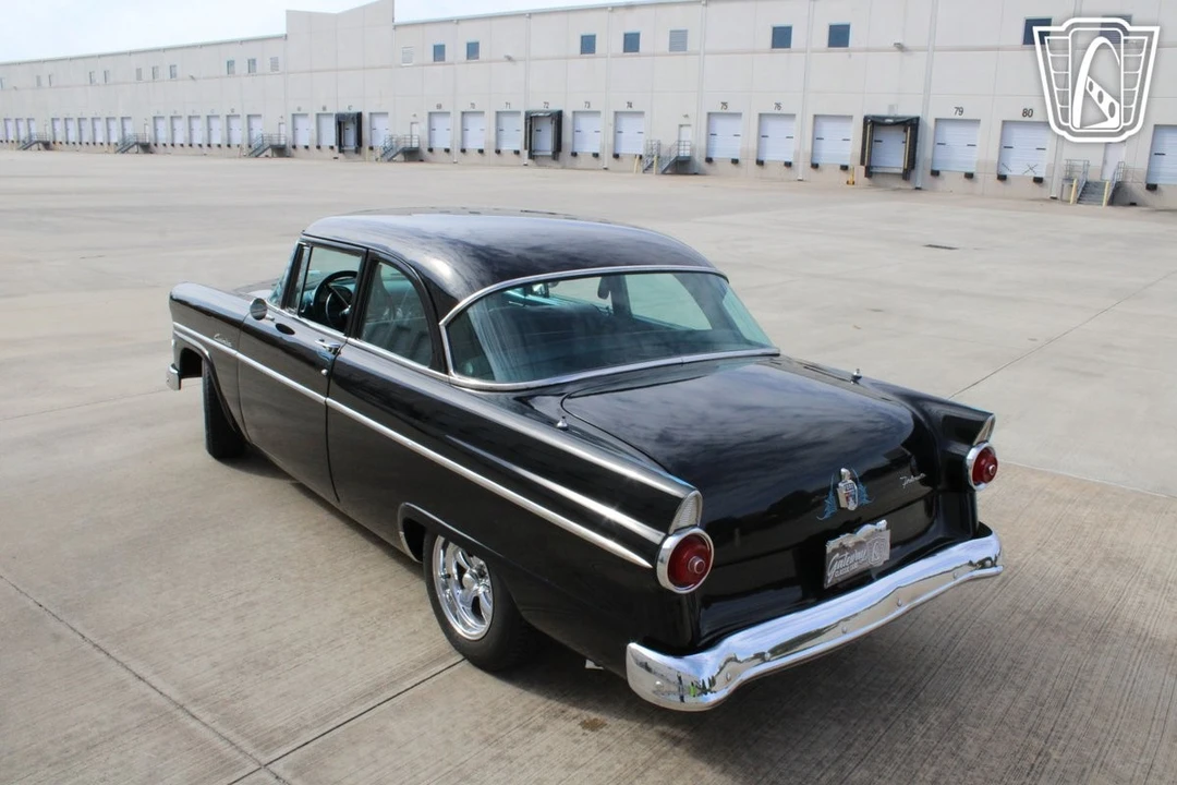 1955 Ford Customline - Image 6 of 12