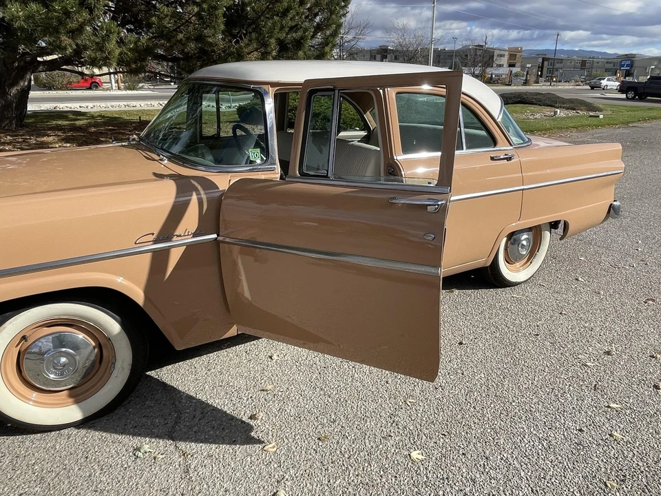 1955 Ford Customline - Image 19 of 31