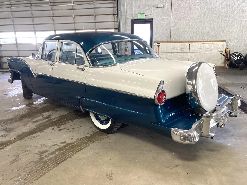 1955 Ford Customline - Image 10 of 31