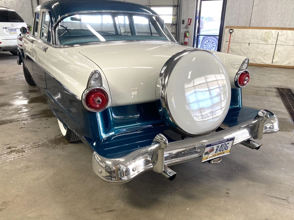 1955 Ford Customline - Image 9 of 31