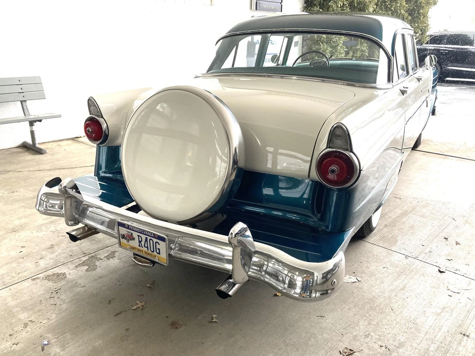 1955 Ford Customline - Image 15 of 31
