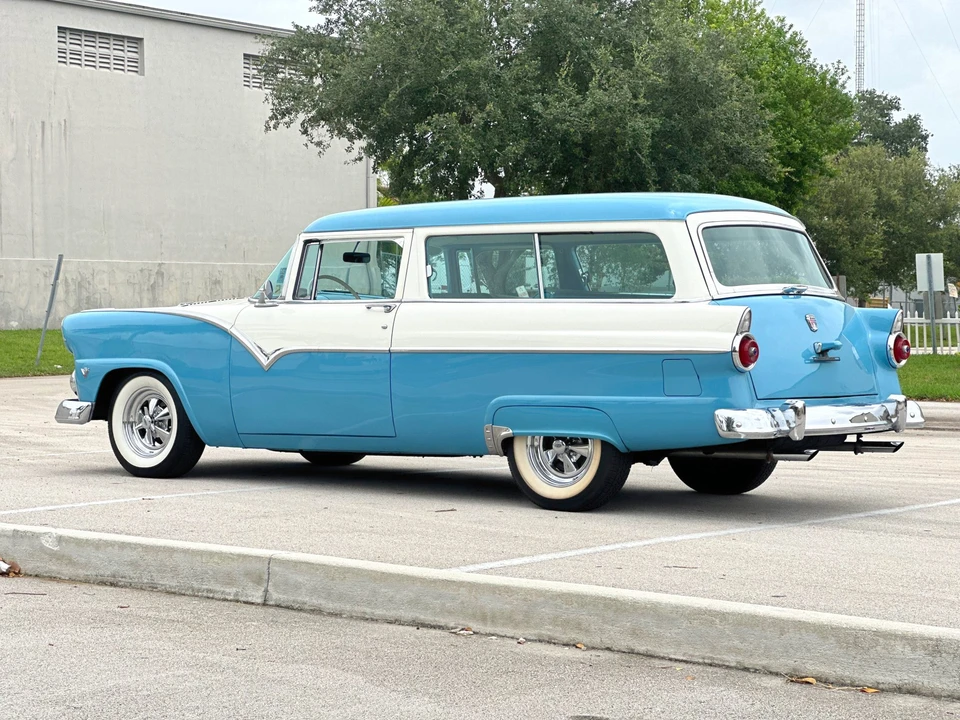1955 Ford Customline - Image 16 of 31