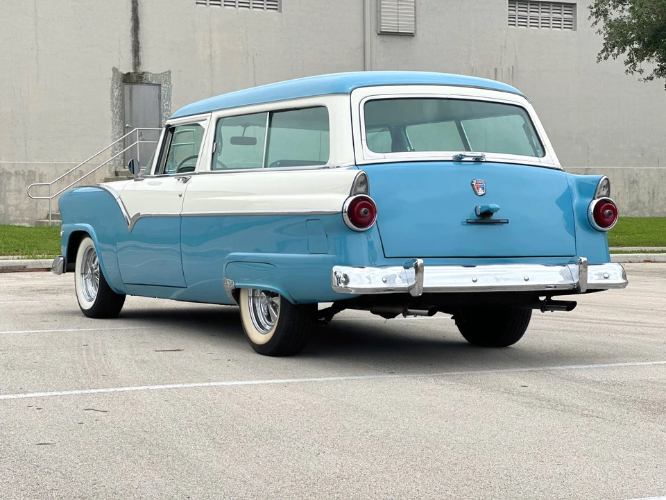 1955 Ford Customline - Image 18 of 31