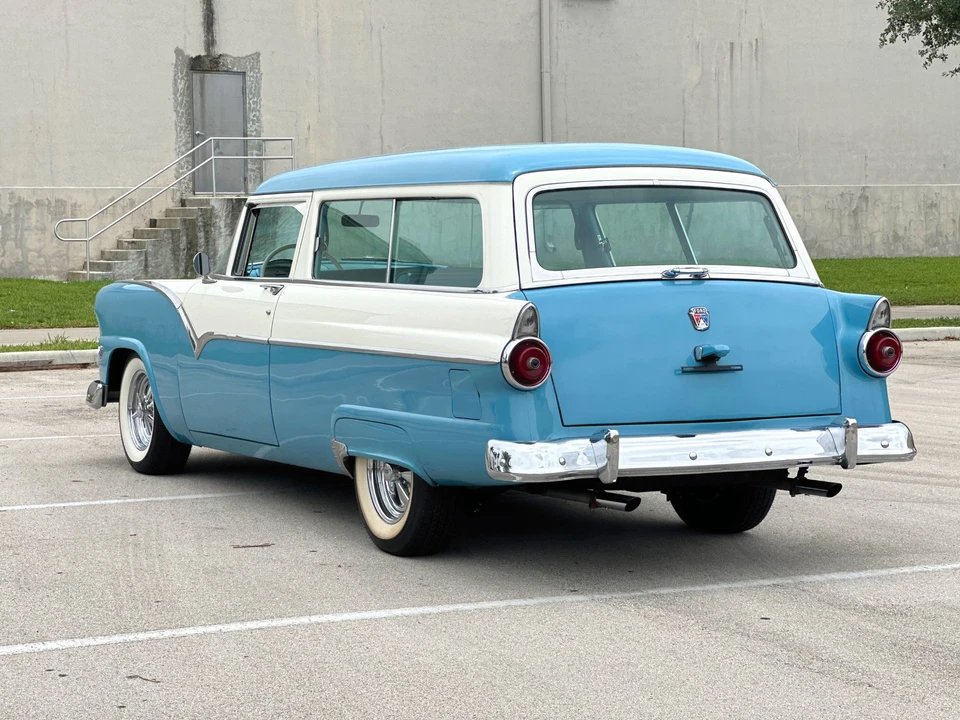 1955 Ford Customline - Image 20 of 31