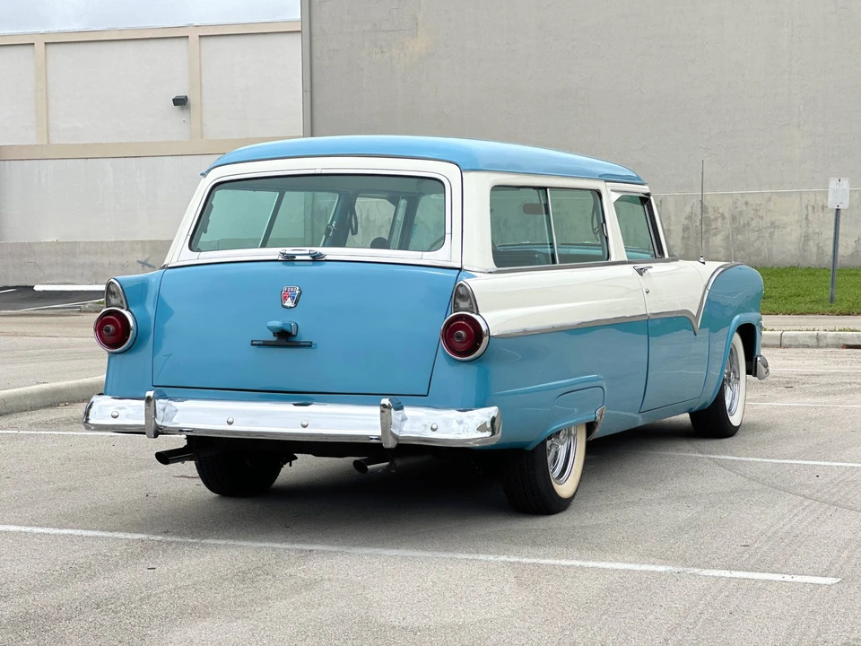 1955 Ford Customline - Image 26 of 31