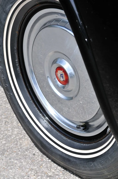 1955 Ford Customline - Image 9 of 12