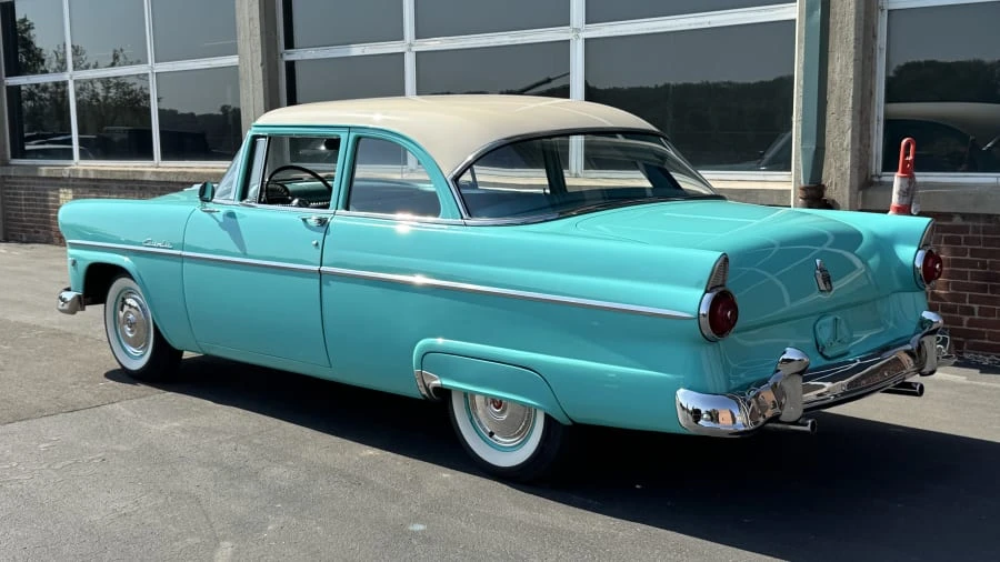 1955 Ford Customline - Image 3 of 10