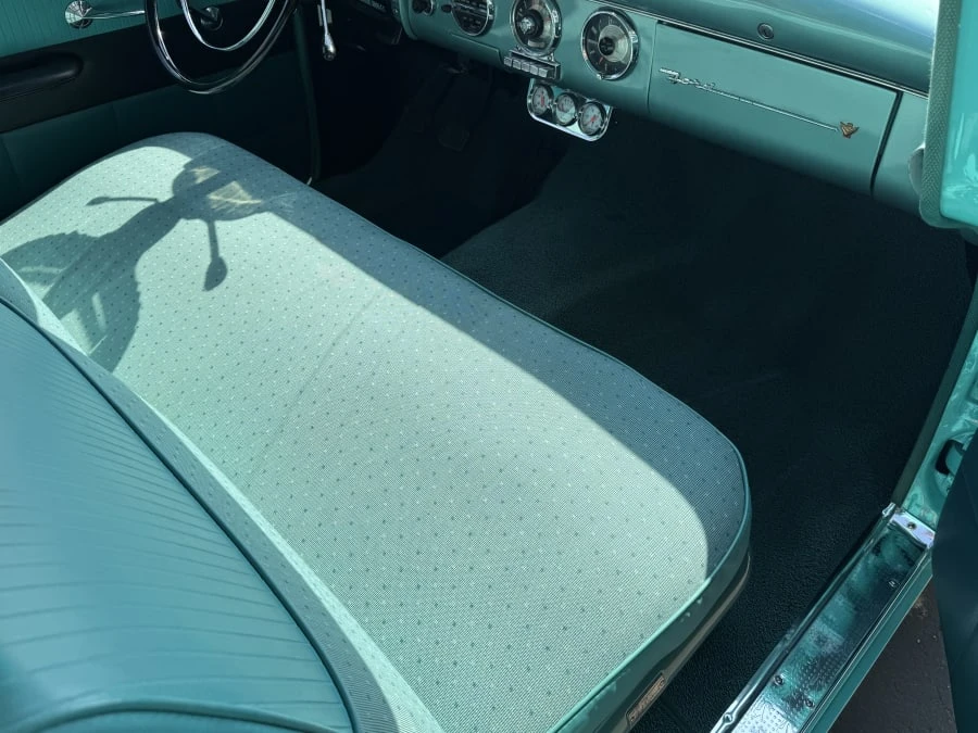 1955 Ford Customline - Image 8 of 10