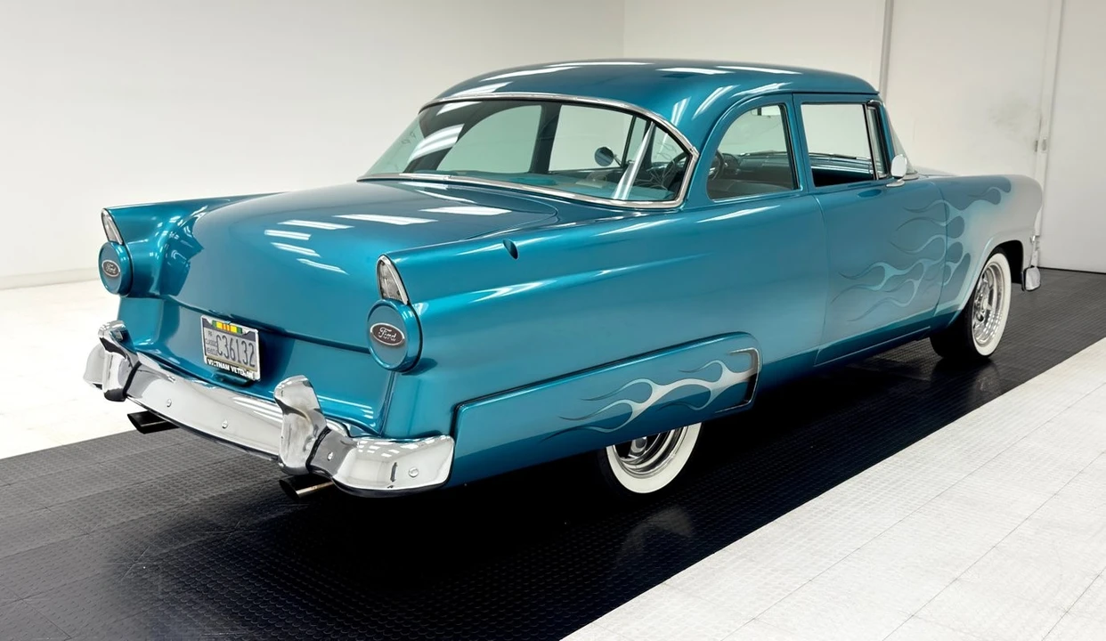 1955 Ford Customline - Image 5 of 12
