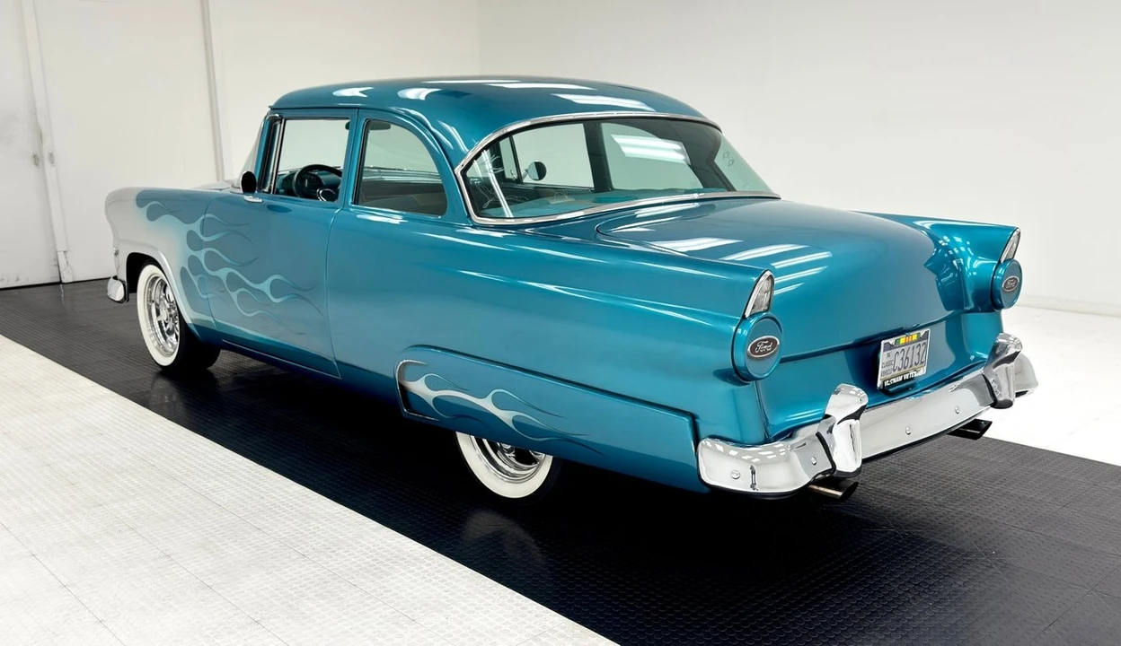 1955 Ford Customline - Image 3 of 12