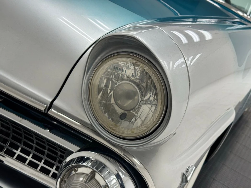 1955 Ford Customline - Image 10 of 12