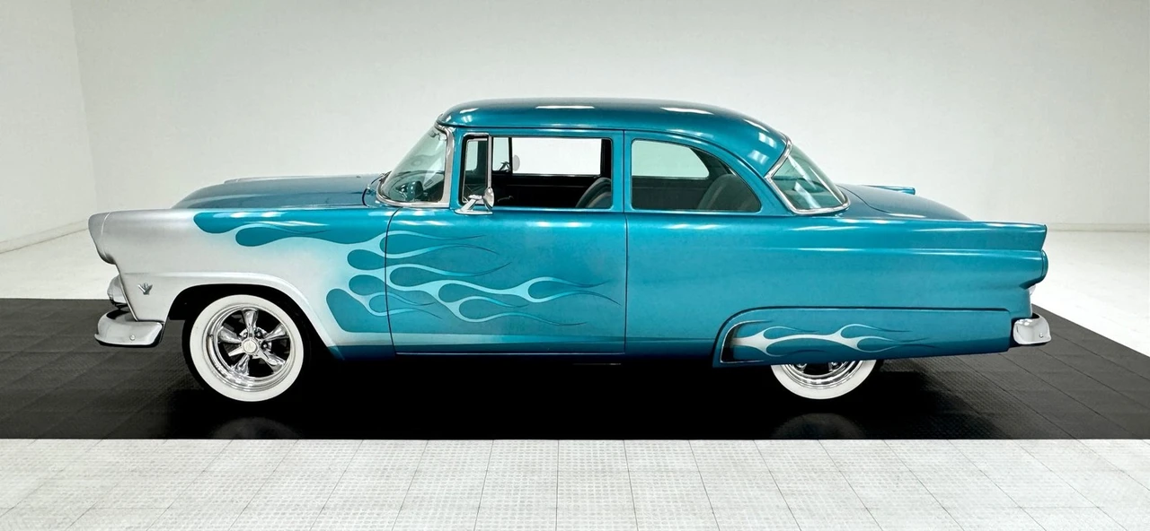 1955 Ford Customline - Image 2 of 12