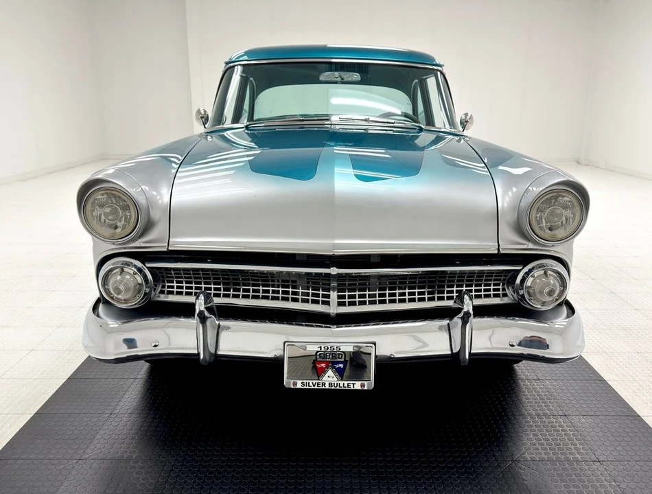 1955 Ford Customline - Image 8 of 12