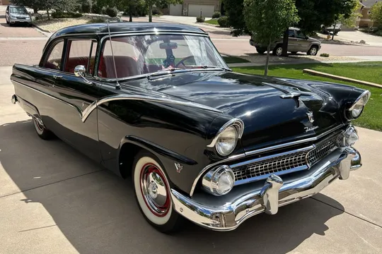 1955 Ford Customline Tudor Sedan