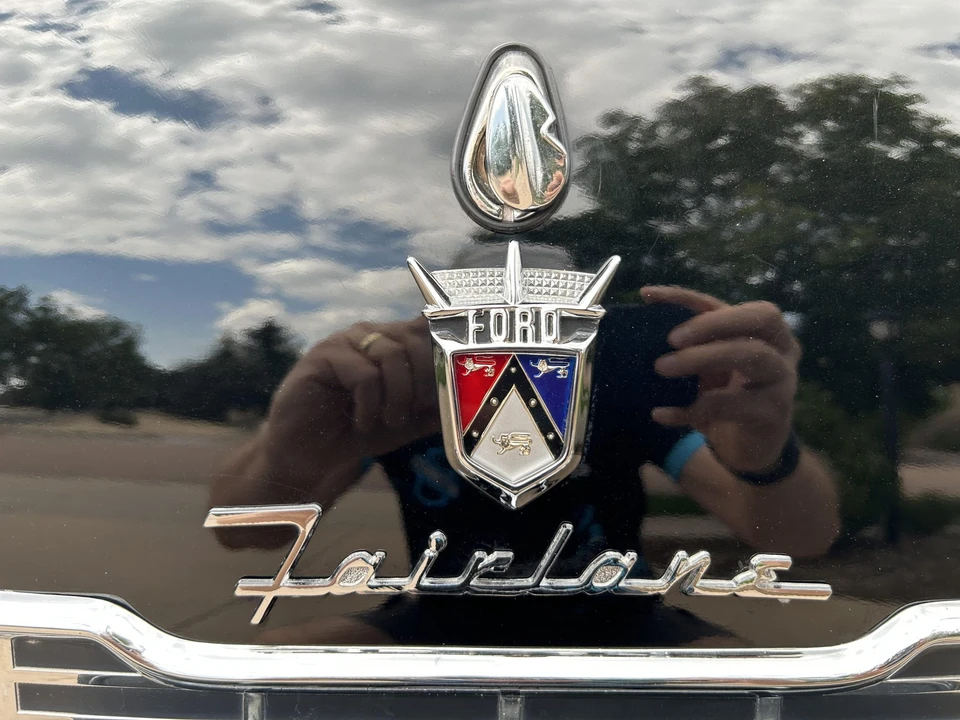 1955 Ford Customline - Image 22 of 31