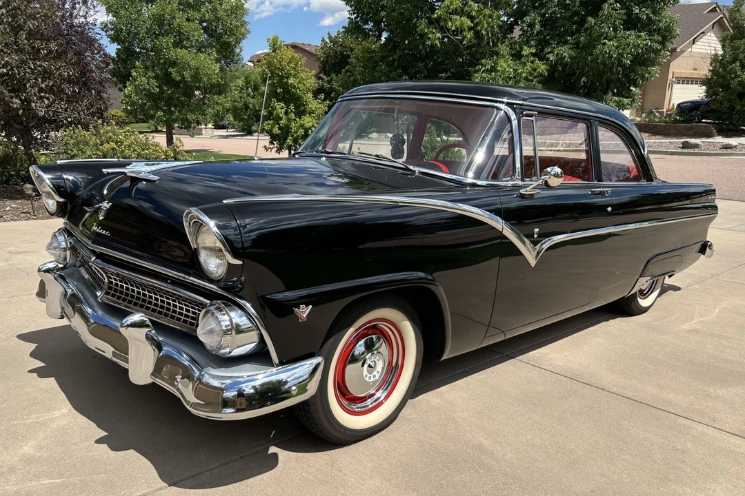 1955 Ford Customline - Image 2 of 31