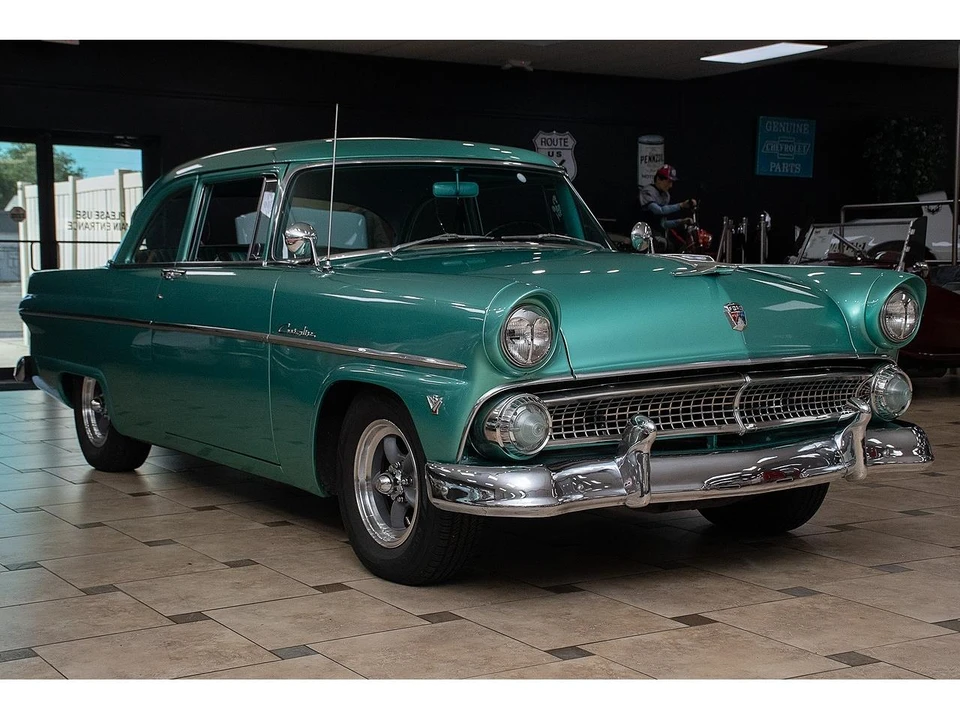 1955 Ford Customline - Image 15 of 31