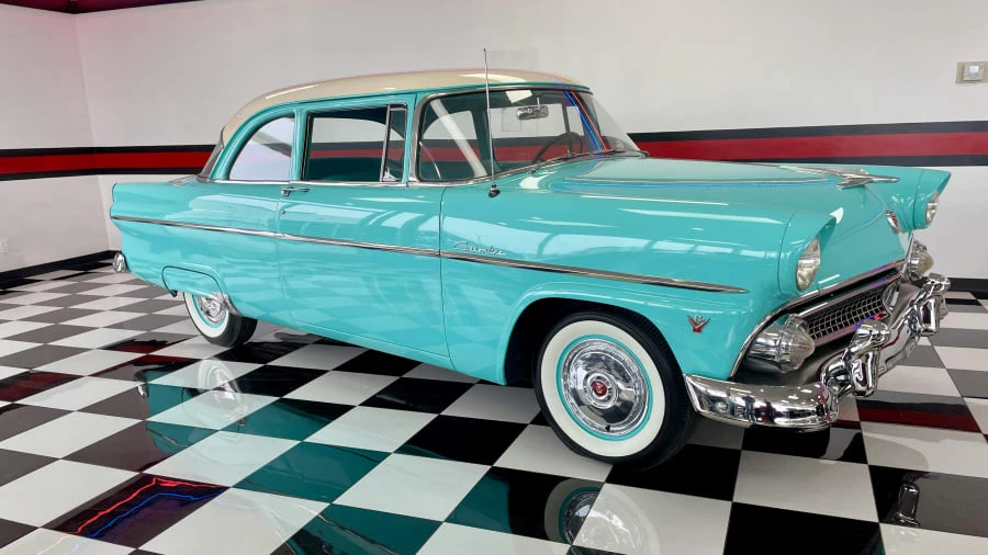 1955 Ford Customline - Image 6 of 24