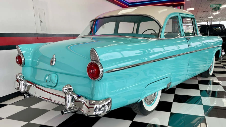 1955 Ford Customline - Image 3 of 24