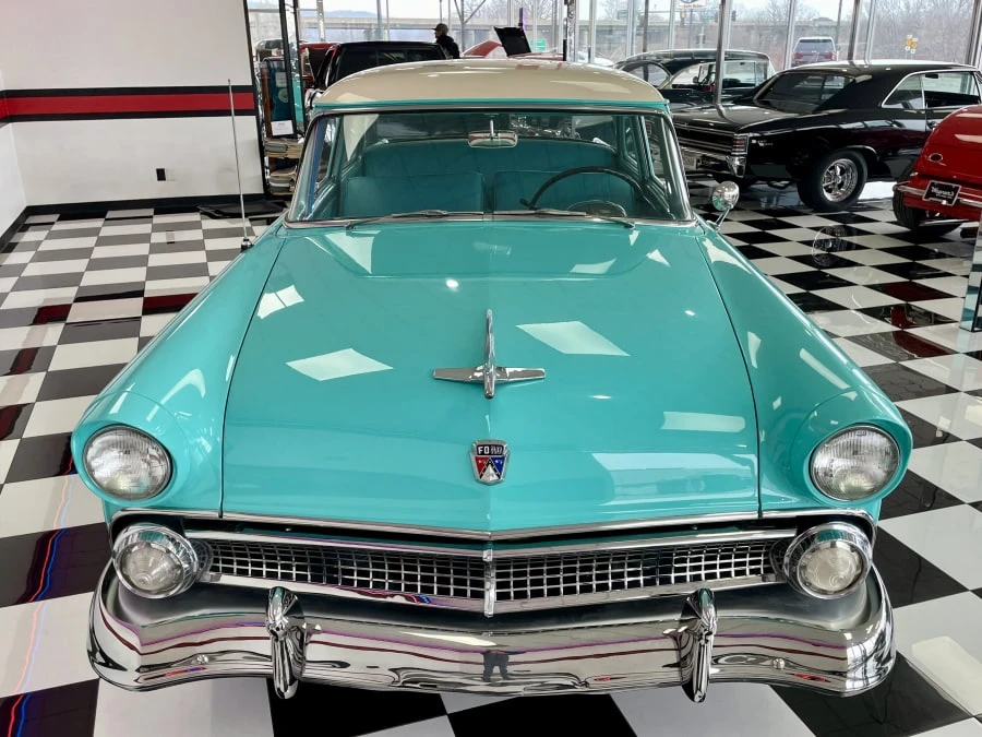1955 Ford Customline - Image 9 of 24