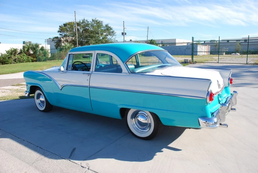 1955 Ford Customline - Image 2 of 9