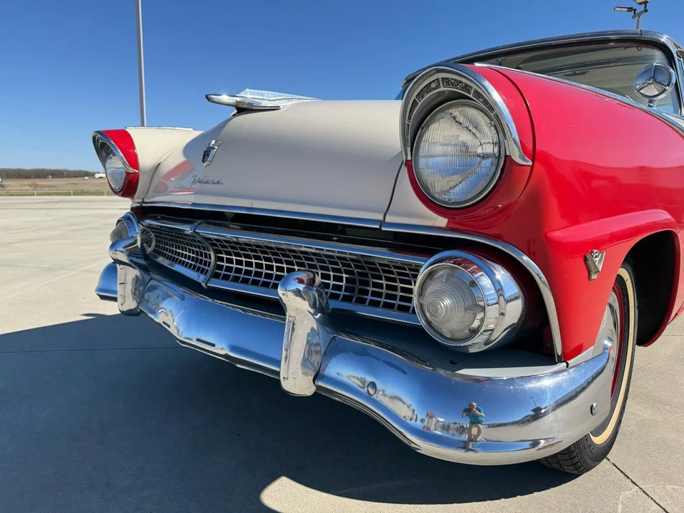 1955 Ford Fairlane 1st Gen - Image 5 of 31