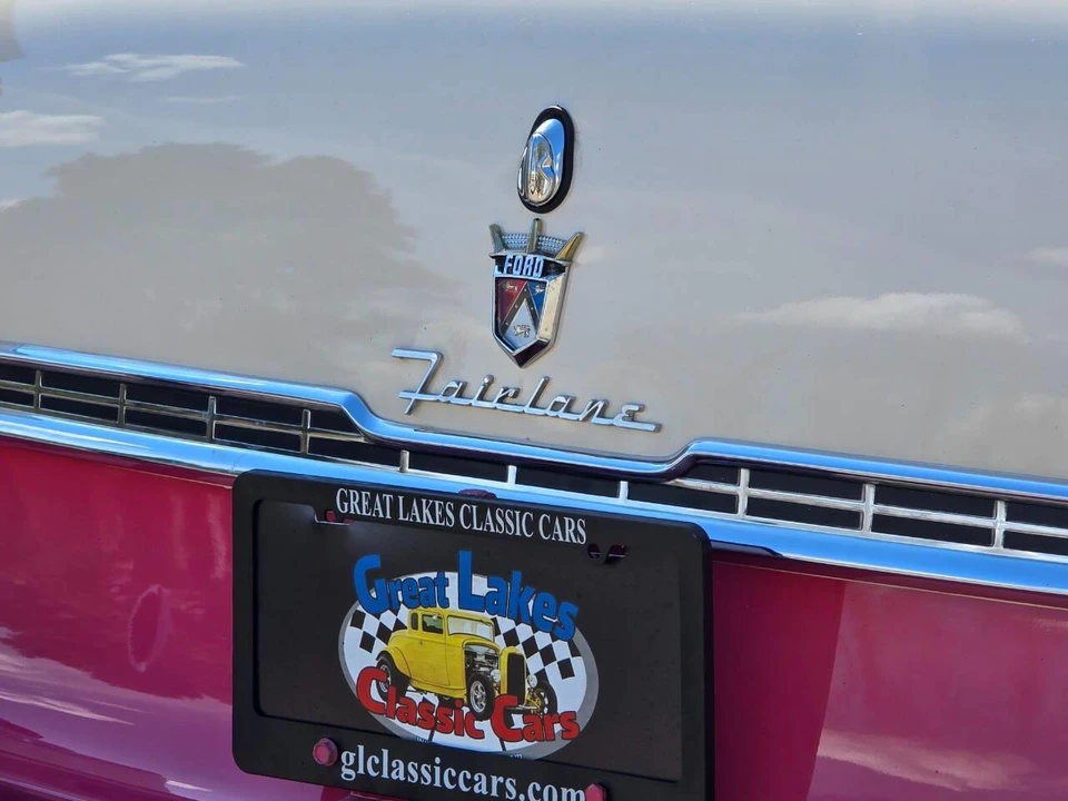 1955 Ford Fairlane 1st Gen - Image 11 of 31