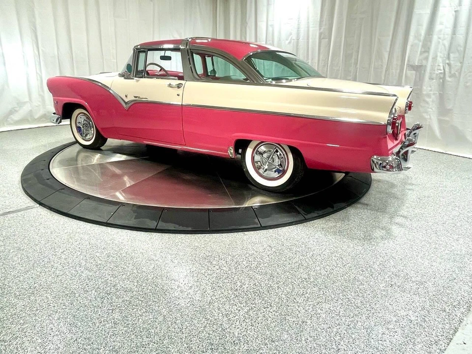 1955 Ford Fairlane 1st Gen - Image 25 of 31