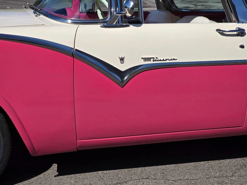 1955 Ford Fairlane 1st Gen - Image 5 of 31