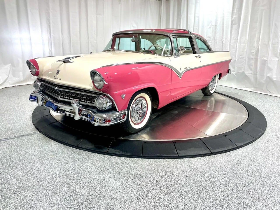 1955 Ford Fairlane 1st Gen - Image 16 of 31