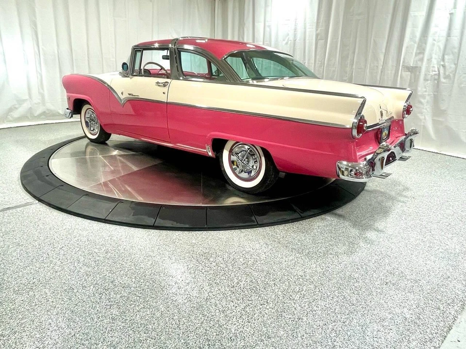 1955 Ford Fairlane 1st Gen - Image 26 of 31