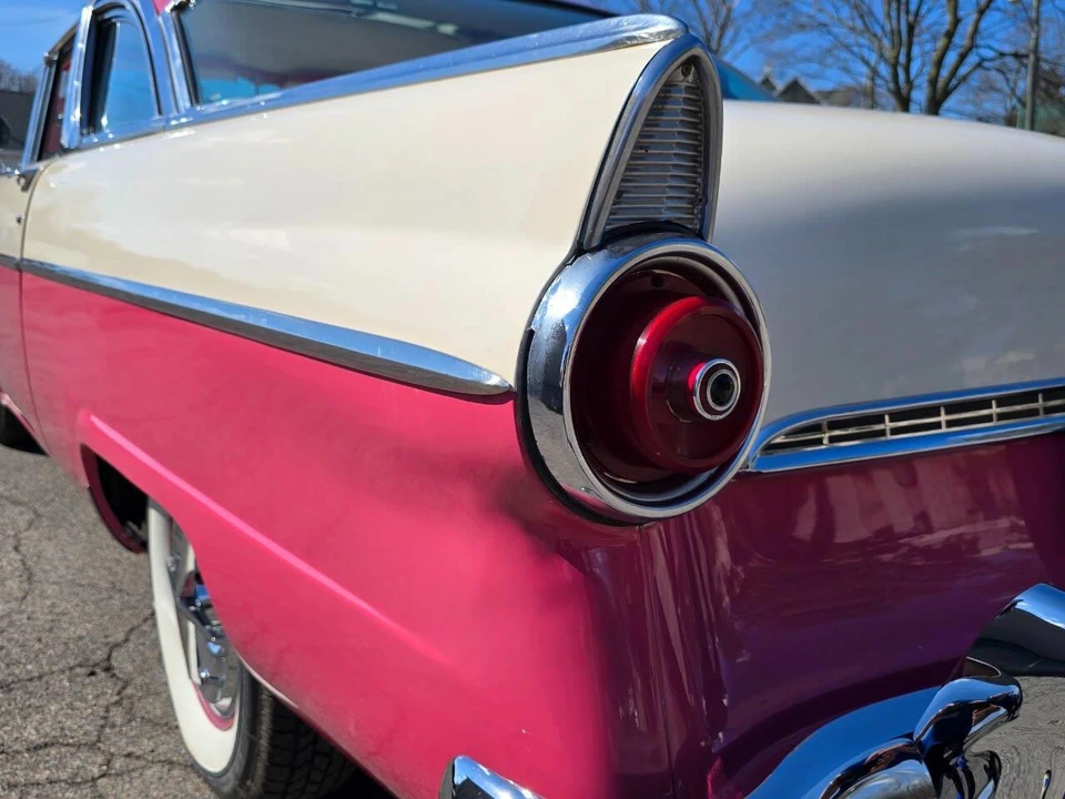1955 Ford Fairlane 1st Gen - Image 10 of 31
