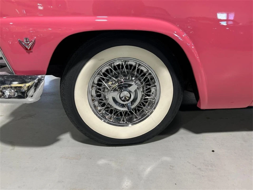 1955 Ford Fairlane 1st Gen - Image 4 of 31