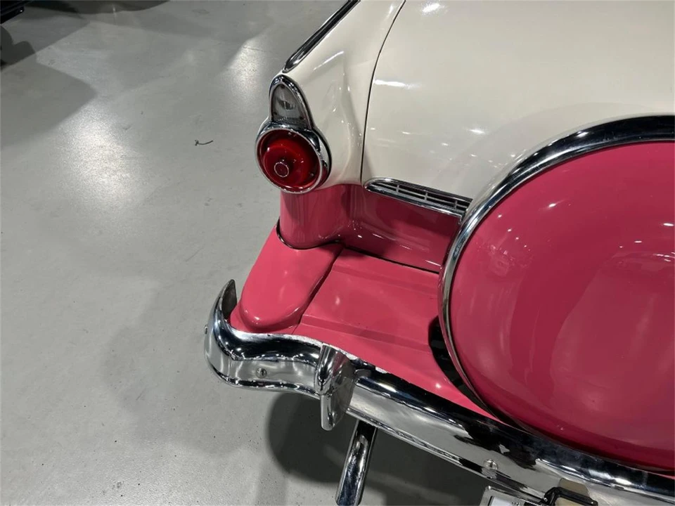 1955 Ford Fairlane 1st Gen - Image 22 of 31