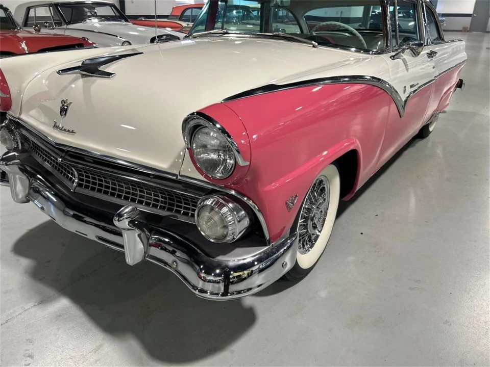 1955 Ford Fairlane 1st Gen - Image 3 of 31