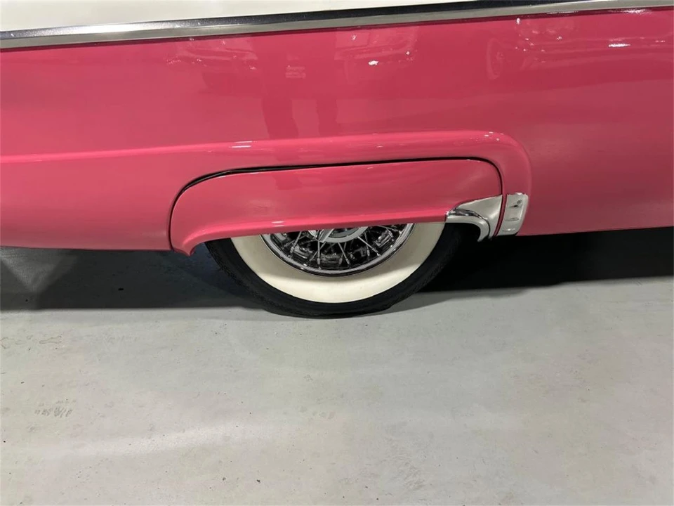 1955 Ford Fairlane 1st Gen - Image 27 of 31