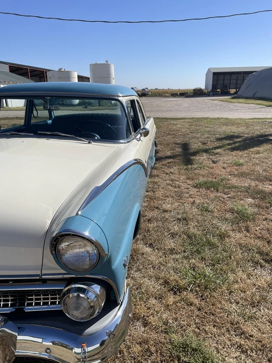1955 Ford Fairlane 1st Gen - Image 9 of 31